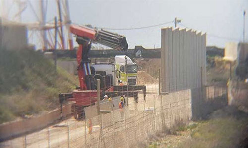 El enemigo sionista comienza la construcción de un muro en la frontera libanesa